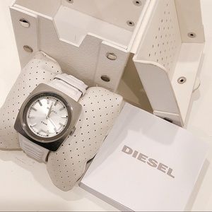 DIESEL leather band white watch with box DZ1303